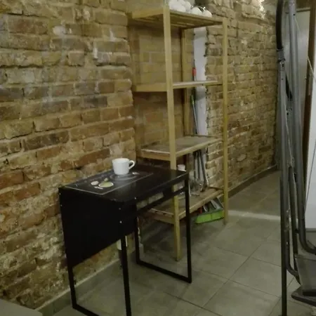 Radziwillowska 25, One-bedroom Διαμέρισμα *